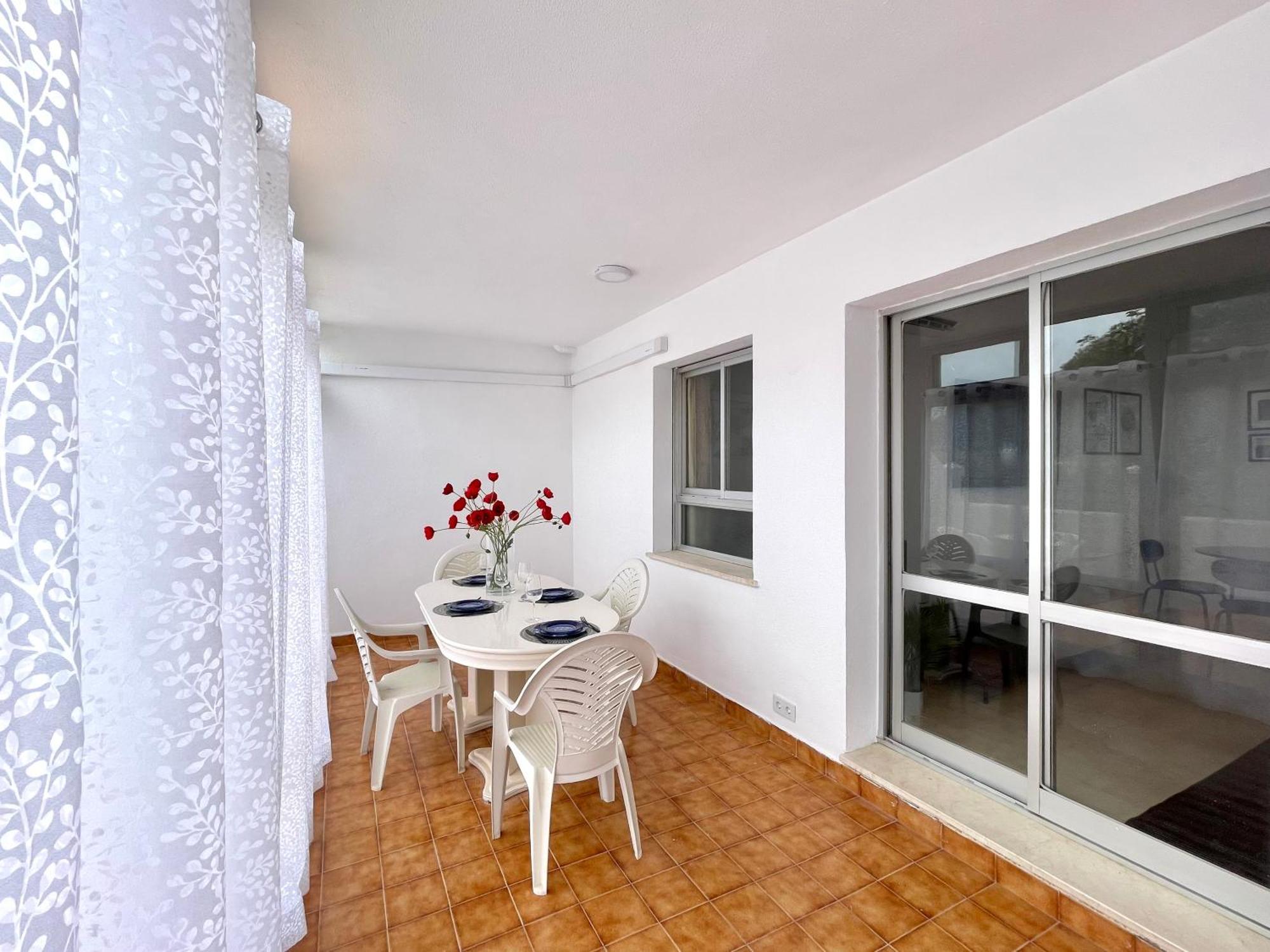 Beach Retreat 2 Bedroom Apartment Fuengirola Bagian luar foto